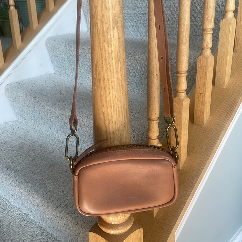 MADEWELL | Mini The Leather Carabiner Crossbody Bag New - Picture 5 of 6